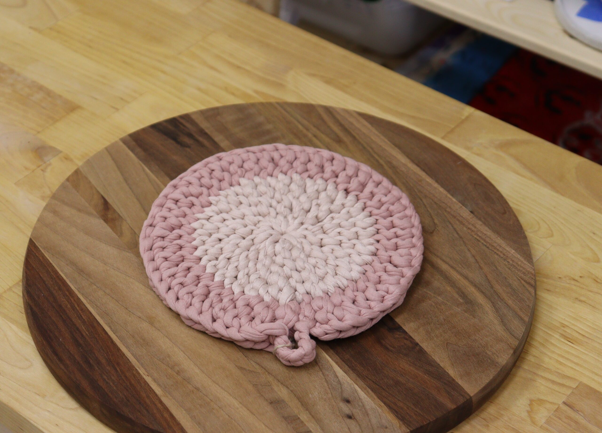 heklani podmetači- prodaja heklanih rukotvorina Mikaleidoskop Dorćol