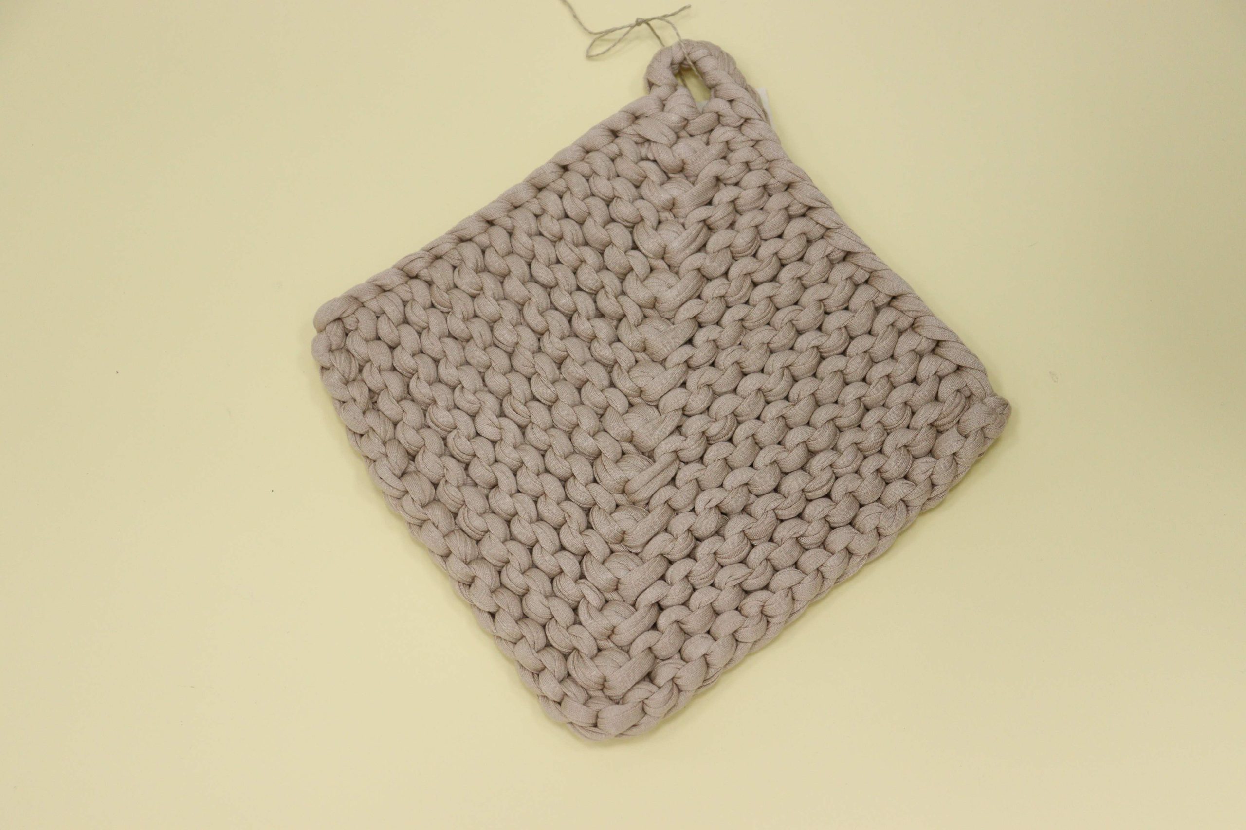 pleteni podmetači- prodaja heklanih rukotvorina Mikaleidoskop Dorćol