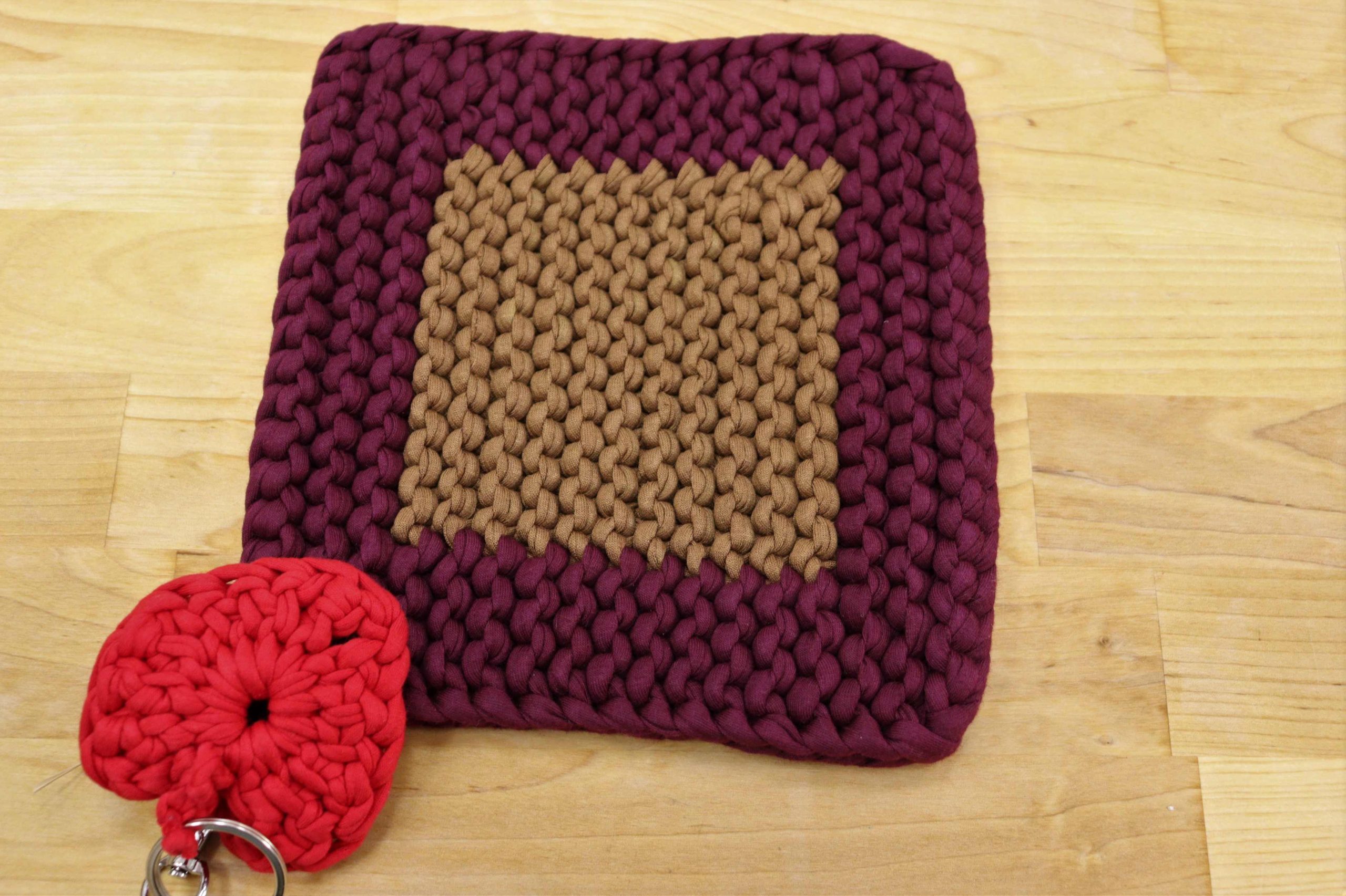 pleteni podmetači- prodaja heklanih rukotvorina Mikaleidoskop Dorćol