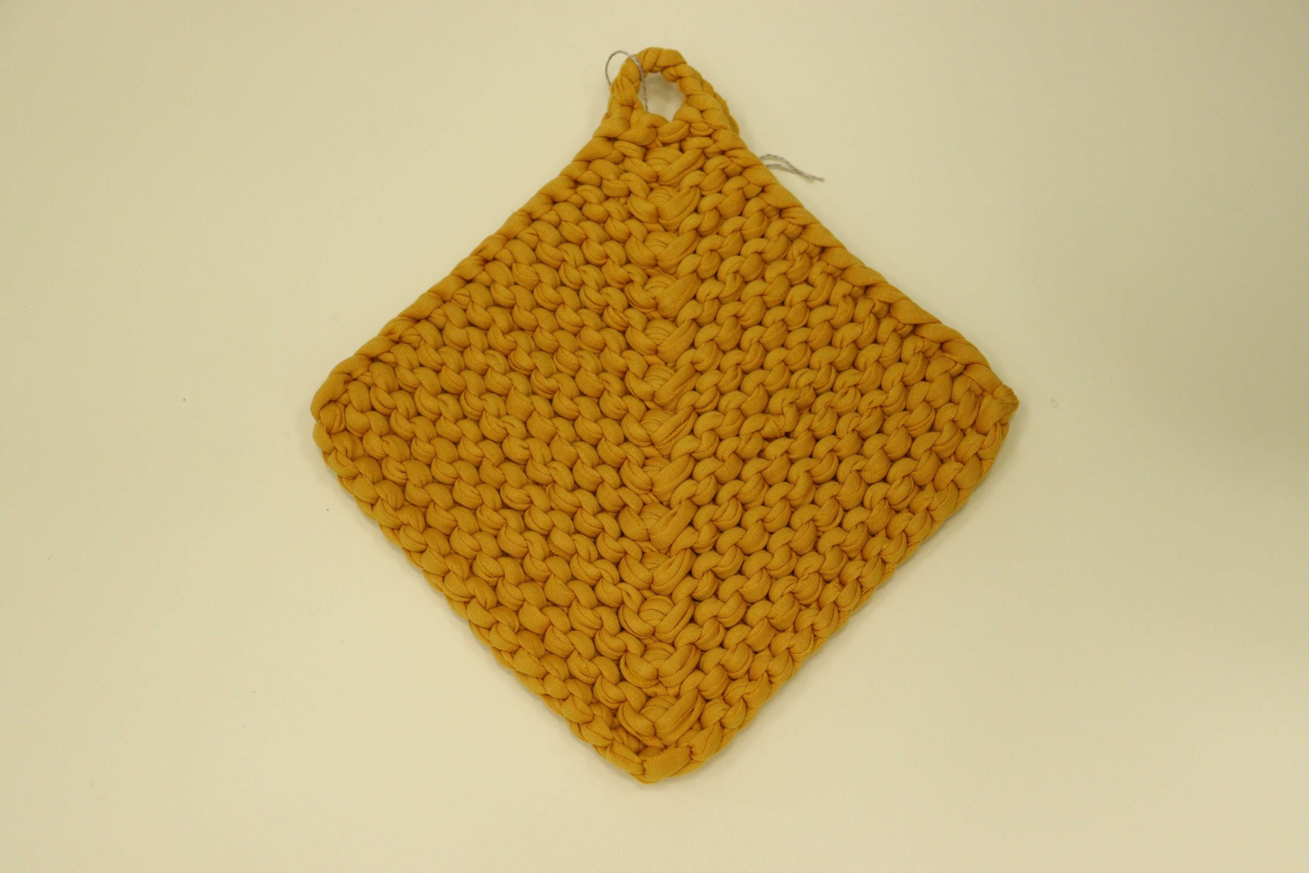 pleteni podmetači- prodaja heklanih rukotvorina Mikaleidoskop Dorćol