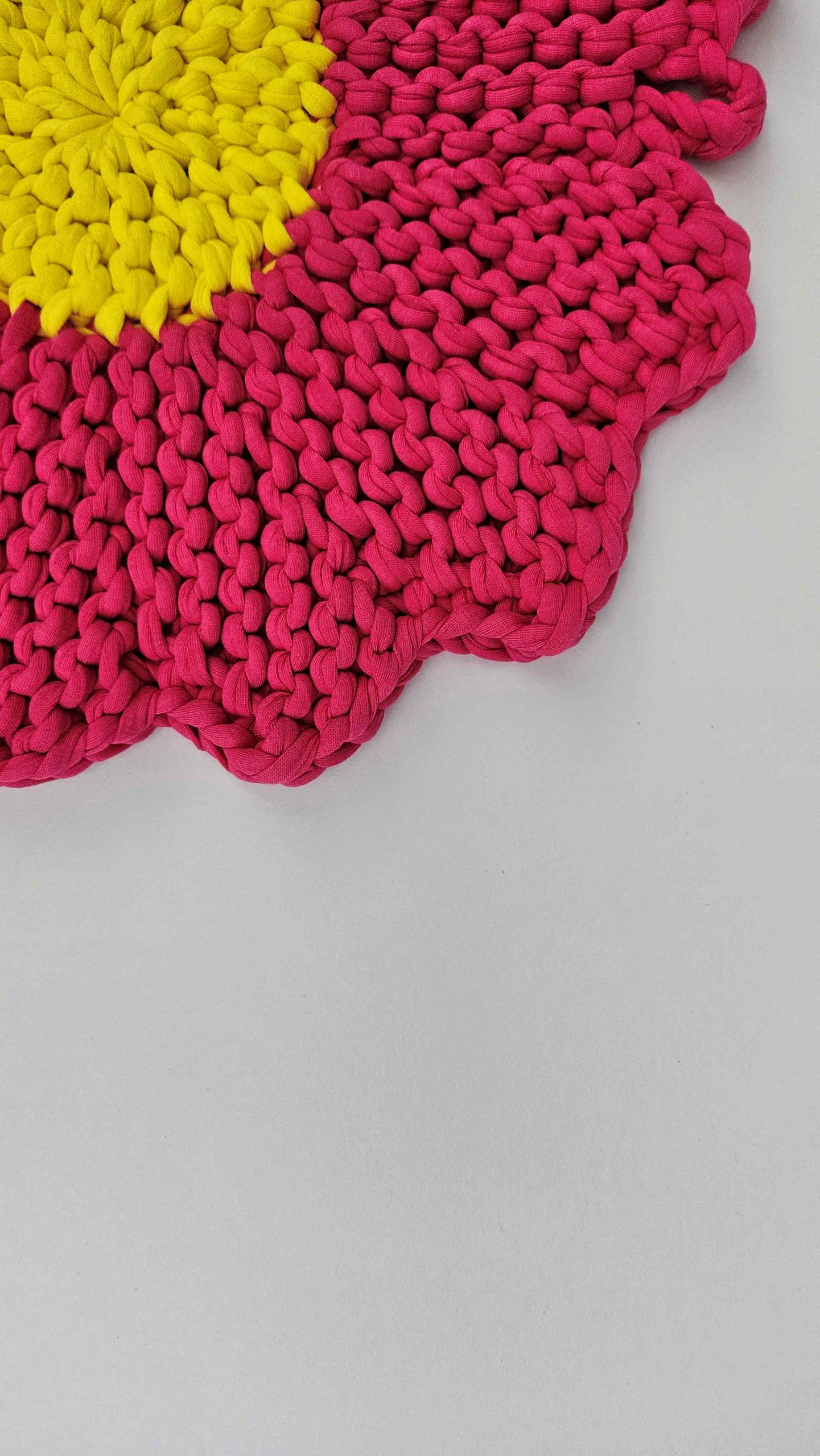 heklani podmetači- prodaja heklanih rukotvorina Mikaleidoskop Beograd