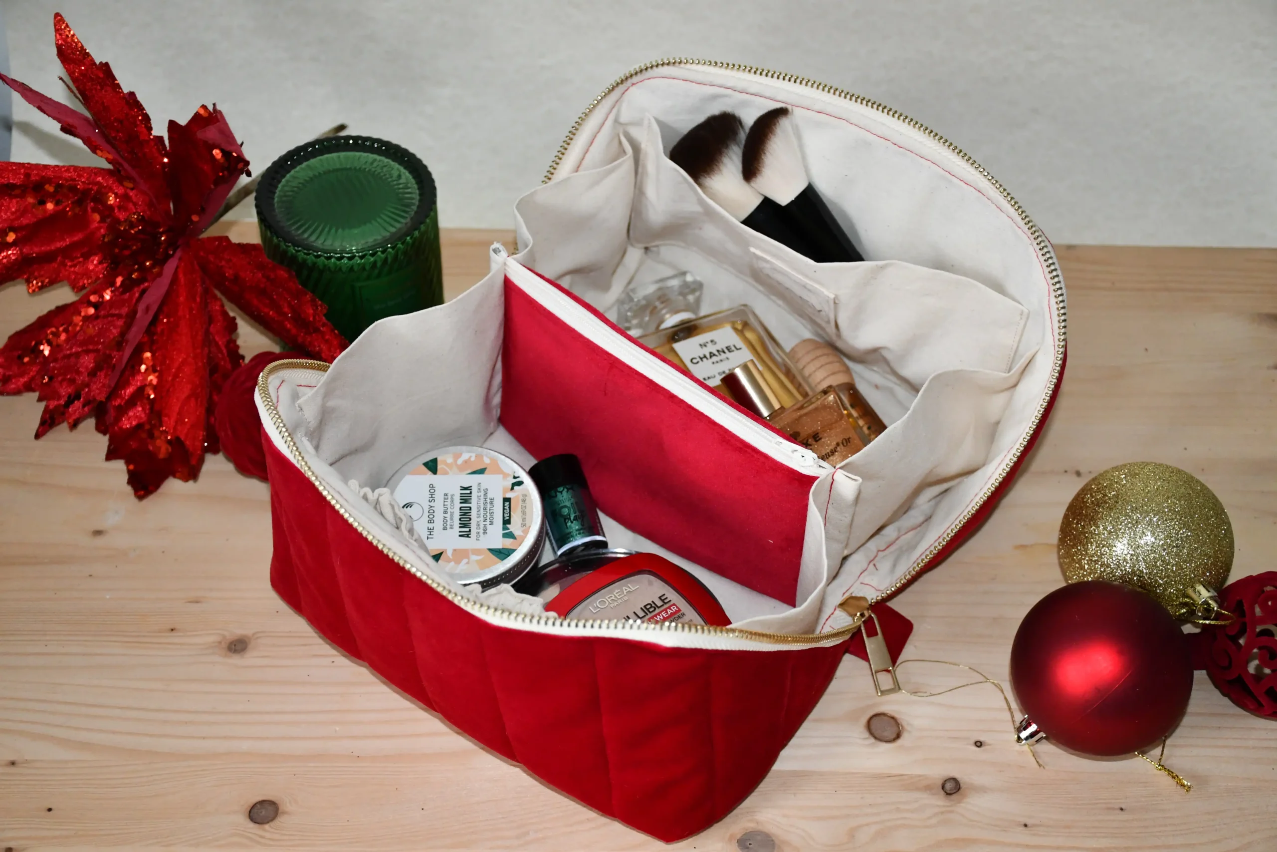 pli&scaron;ani neseseri- Souvenir store Beograd Dorćol