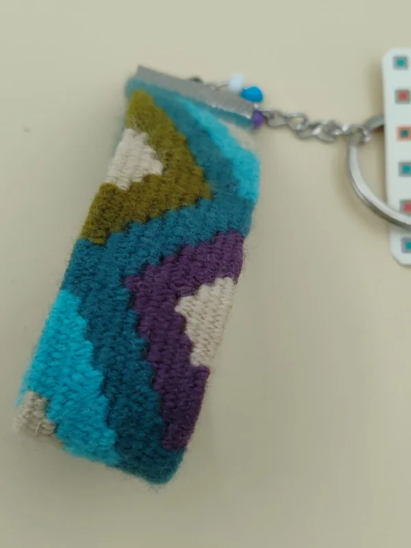 Ručno tkan veći privezak