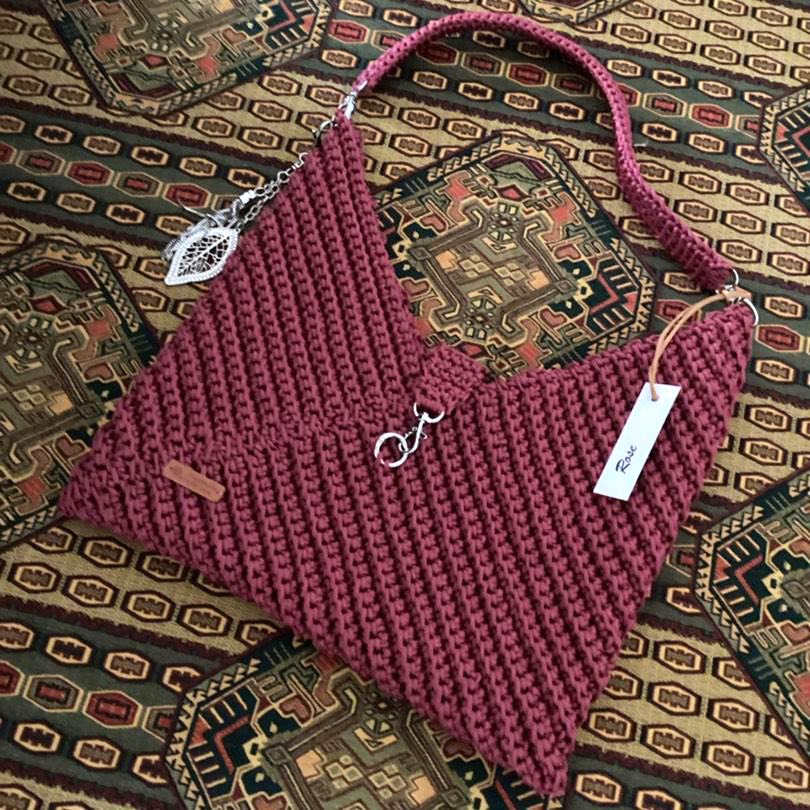 prodaja ručno heklanih torbi, Carigradska 24, Dorćol