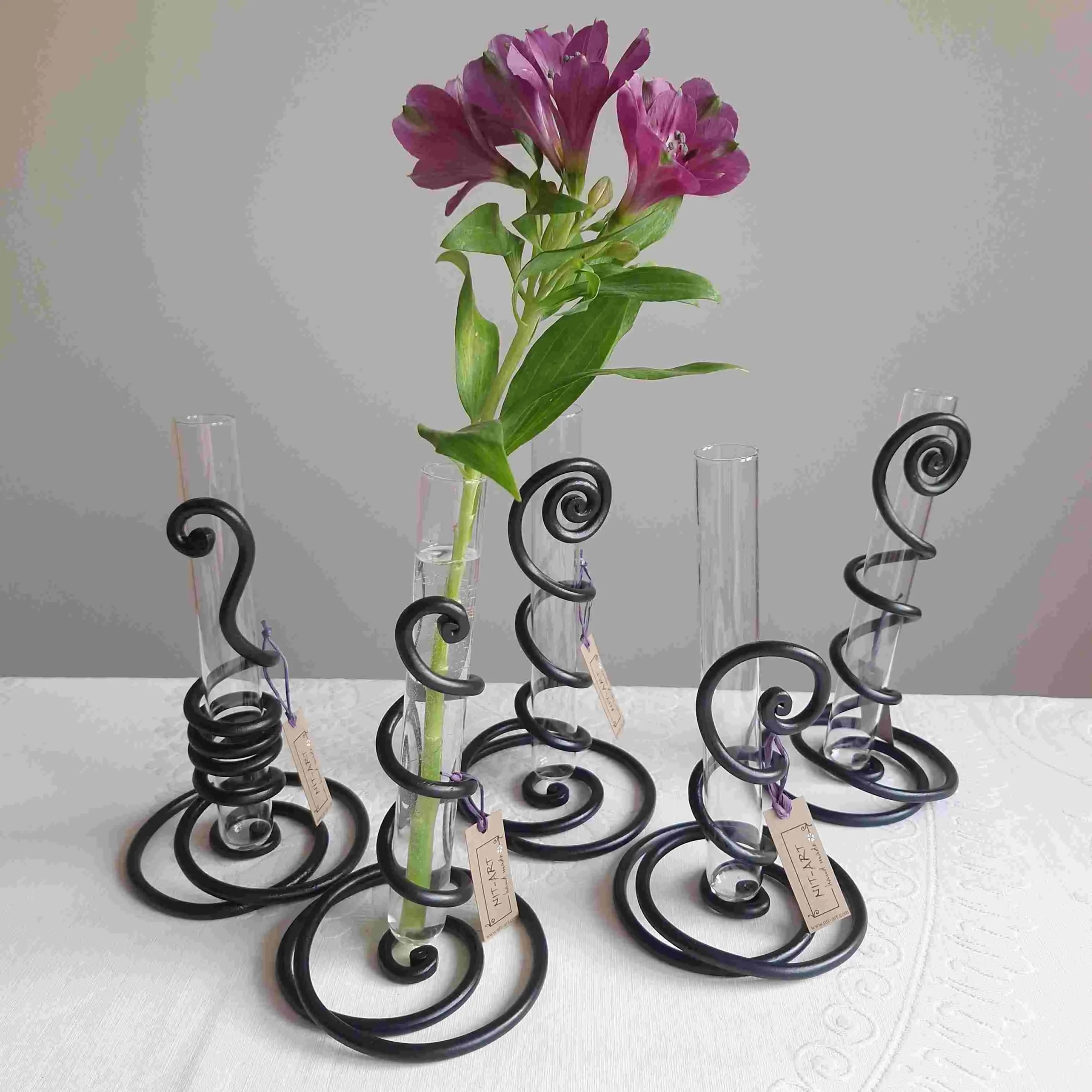 stalak od kovanog gvožđa za cveće, Carigradska 24, Dorćol