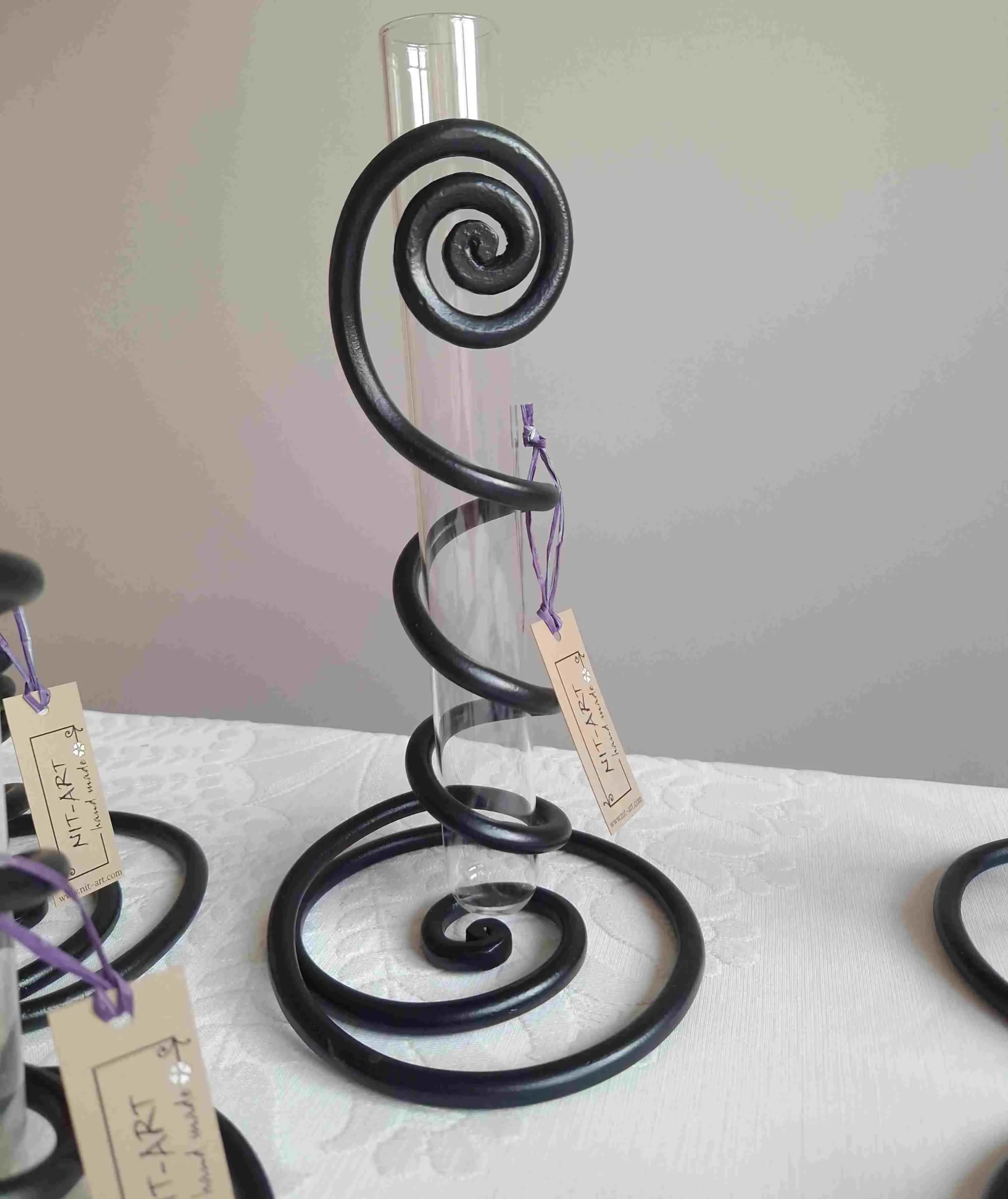 stalak od kovanog gvožđa za cveće, Carigradska 24, Dorćol